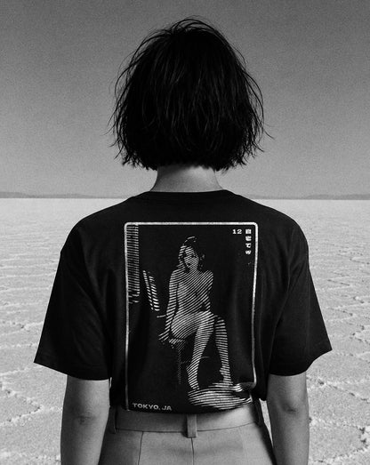 Apartment Blinds - Tee